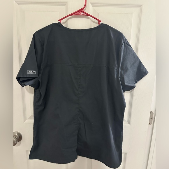 Cherokee scrub top - Picture 2 of 2